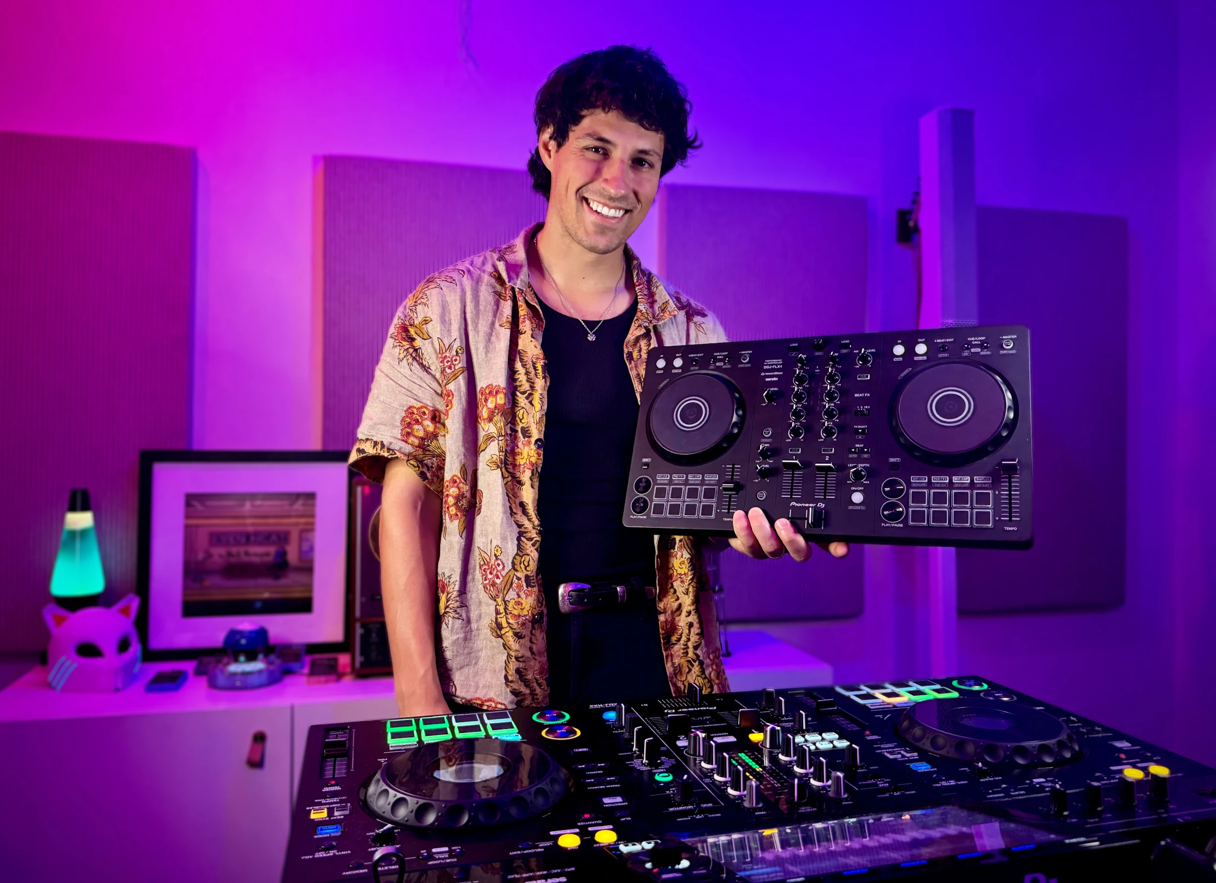DJ class at Odd Harmonics
